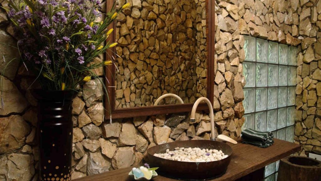 diseño para baños con piedra natural